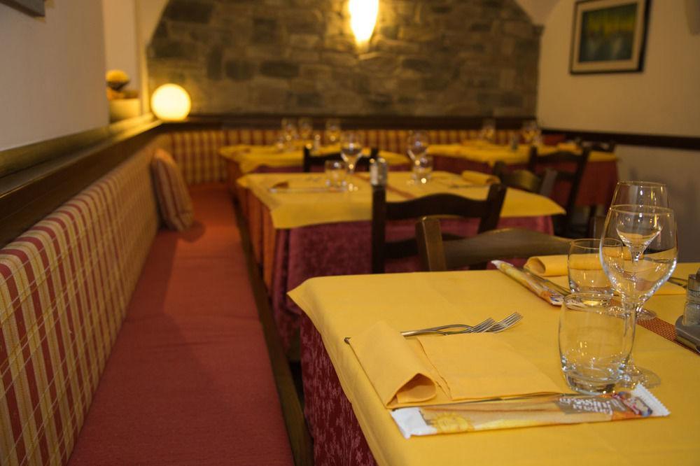 Albergo Antica Locanda Clusone Dış mekan fotoğraf